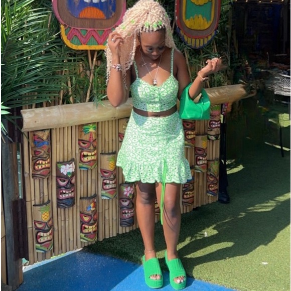 ✨Welcome To My Closet✨ - Picture 4 of 14